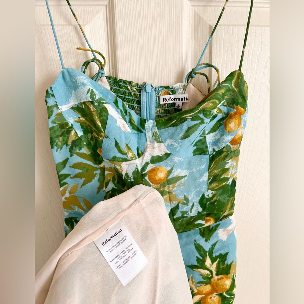 NWOT- Reformation Kourtney Midi Dress in Villa Livia - Picture 7 of 9